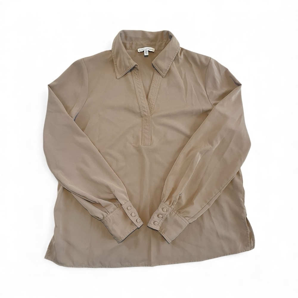 Maison D’Amelie Women’s Tan‎ V-neck Blouse M - Picture 2 of 5